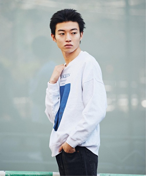 EDIFICE（エディフィス）の「【YVES KLEIN / イヴ クライン】別注 グラフィック プリント スウェット（スウェット・メンズ・ホワイト系その他/ホワイト/ブルー/ネイビー・LARGE/MEDIUM）」の22枚目の写真