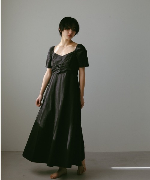 CASA FLINE（カーサフライン）の「オープンショルダーハーフ袖コットンドレス（ワンピース・レディース・ブラック/ベージュ/ホワイト・FREE）」の2枚目の写真