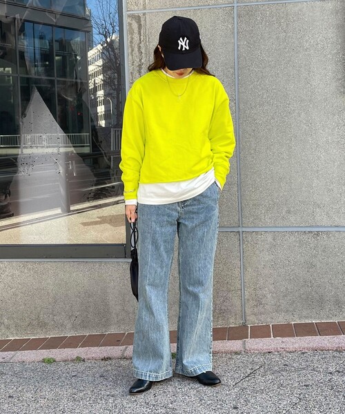 fredy emue（フレディエミュ）の「ミニ裏毛クロップドプルオーバー（スウェット・レディース・オフホワイト/チャコールグレー/ライトグレー/イエロー・38）」の15枚目の写真