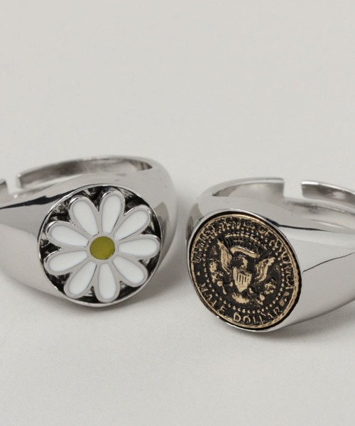 RAGEBLUE(レイジブルー)の「フラワー/コインモチーフデザインリング(リング・メンズ・ホワイト/その他1/シルバー系その他3・FREE)」の10枚目の写真