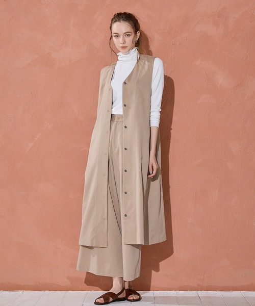 LE SOUK HOLIDAY(ルスークホリデー)の「ロングジレ(ノーカラージャケット・レディース・ブラック/ベージュ・L/M)」の1枚目の写真