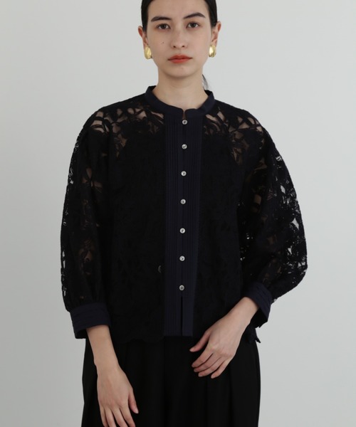 JILL STUART(ジルスチュアート)の「◆コードエンブロイダリーブラウス(シャツ/ブラウス・レディース・ネイビー/ホワイト・SMALL/MEDIUM)」の1枚目の写真