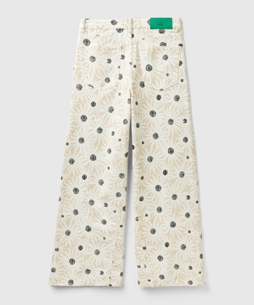 BENETTON (UNITED COLORS OF BENETTON)（ベネトンユナイテッドカラーズオブベネトン）の「総柄プリント5ポケットハイウエストワイドデニムパンツ（デニムパンツ・レディース・アイボリー/ラベンダー/ネイビー・25inch/26inch/27inch/28inch/29inch）」の11枚目の写真