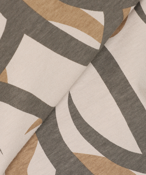 JOURNAL STANDARD relume（ジャーナルスタンダード　レリューム）の「フェイドカモ レイヤードラウンド スリットTシャツ（Tシャツ/カットソー・メンズ・ブラック系その他/ベージュ/カーキ・LARGE/MEDIUM/SMALL）」の6枚目の写真