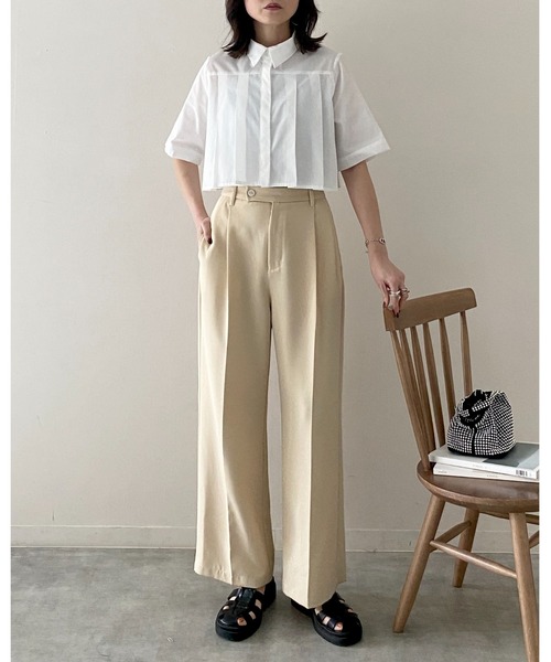 She's Closet(シーズクローゼット)の「タックプリーツショート丈半袖クロップドシャツブラウス(シャツ/ブラウス・レディース・グレー/ブラック/ホワイト/ブルー・FREE)」の22枚目の写真