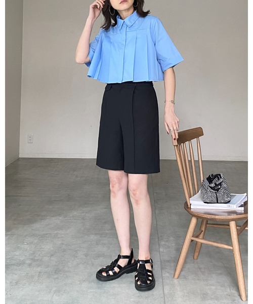 She's Closet(シーズクローゼット)の「タックプリーツショート丈半袖クロップドシャツブラウス(シャツ/ブラウス・レディース・グレー/ブラック/ホワイト/ブルー・FREE)」の20枚目の写真
