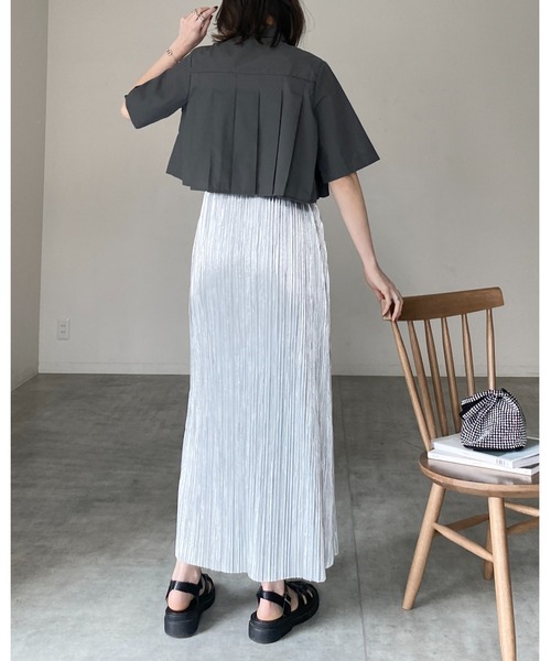 She's Closet(シーズクローゼット)の「タックプリーツショート丈半袖クロップドシャツブラウス(シャツ/ブラウス・レディース・グレー/ブラック/ホワイト/ブルー・FREE)」の15枚目の写真