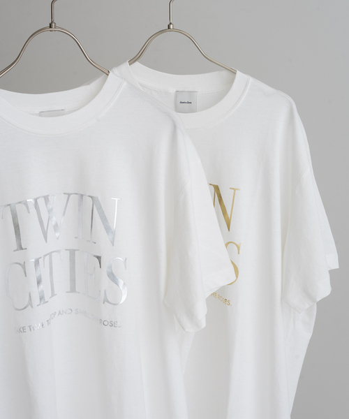 Spick & Span（スピックアンドスパン）の「≪一部店舗+WEB限定追加≫箔ロゴプリントTシャツ（Tシャツ/カットソー・レディース・ゴールド/シルバー・FREE）」の13枚目の写真