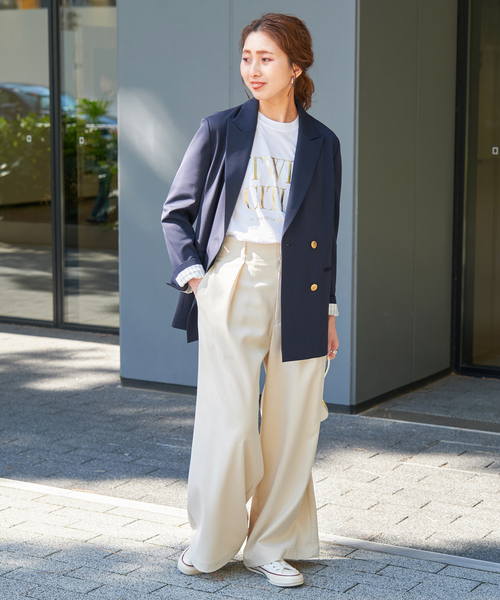 Spick & Span（スピックアンドスパン）の「≪一部店舗+WEB限定追加≫箔ロゴプリントTシャツ（Tシャツ/カットソー・レディース・ゴールド/シルバー・FREE）」の10枚目の写真