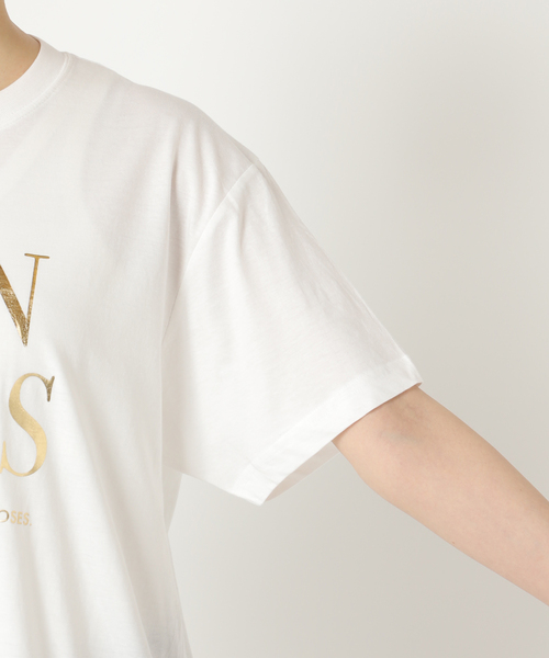 Spick & Span（スピックアンドスパン）の「≪一部店舗+WEB限定追加≫箔ロゴプリントTシャツ（Tシャツ/カットソー・レディース・ゴールド/シルバー・FREE）」の22枚目の写真