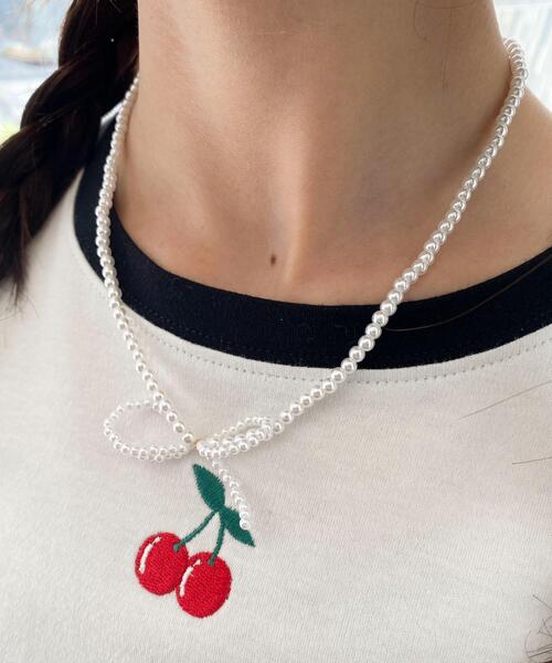 WEGO（ウィゴー）の「WEGO/シンプルリボンパールネックレス（ネックレス・レディース・その他1・FREE）」の2枚目の写真