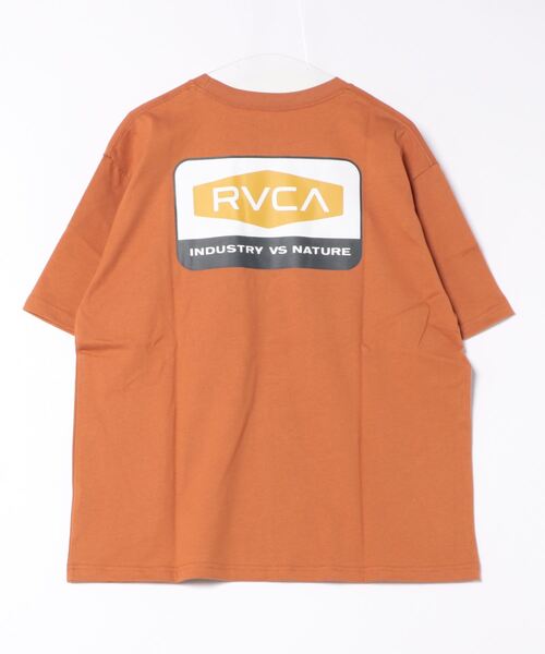 RVCA(ルーカ)の「RVCA メンズ HEXBOX Tシャツ 【2024年夏モデル】/ルーカロゴバックプリント半袖Tシャツ(Tシャツ/カットソー・メンズ・オレンジ/ホワイト/ブラック・MEDIUM/LARGE/X-LARGE/SMALL)」の6枚目の写真