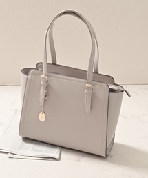 Honeys（ハニーズ）の「ベルトハンドルＡ４トートバッグ（トートバッグ）」