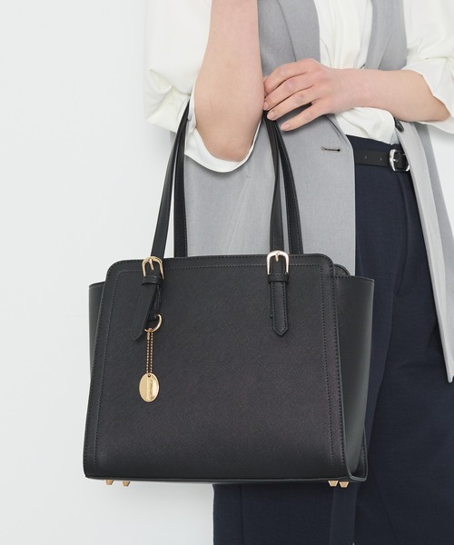 Honeys（ハニーズ）の「ベルトハンドルＡ４トートバッグ（トートバッグ・レディース・ホワイト系その他/ブラック/グレイッシュベージュ/ベージュ系その他2/ブラウン・FREE）」の11枚目の写真