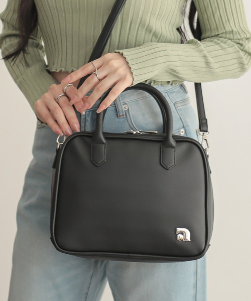 ALTROSE（アルトローズ）の「バーン 2way ボストンバッグ ショルダーバッグ（ボストンバッグ・レディース・ブラック/グレー/シルバー/ピンク・FREE）」の2枚目の写真