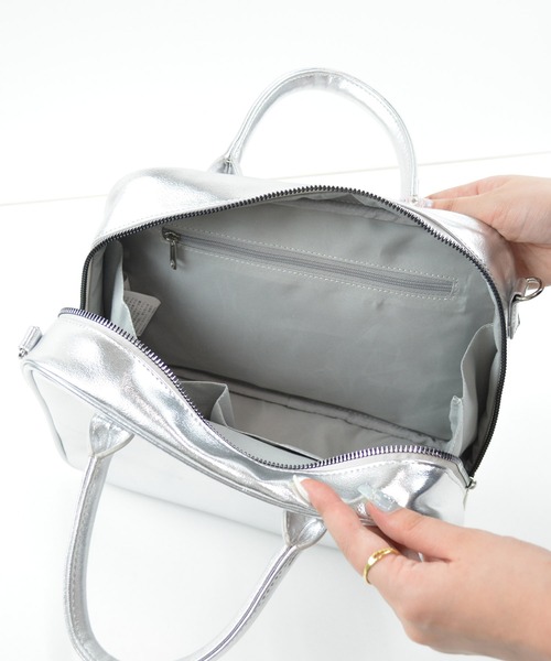 ALTROSE（アルトローズ）の「バーン 2way ボストンバッグ ショルダーバッグ（ボストンバッグ・レディース・ブラック/グレー/シルバー/ピンク・FREE）」の5枚目の写真