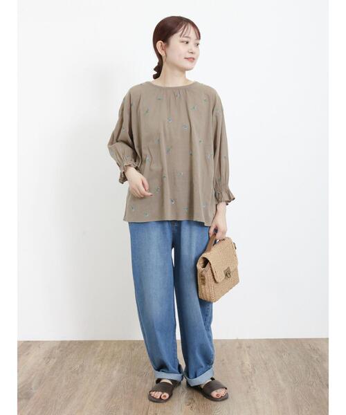 Samansa Mos2（サマンサ モスモス）の「小花刺繍2WAYブラウス（シャツ/ブラウス・レディース・ブラック/モカ/オフホワイト・F）」の8枚目の写真