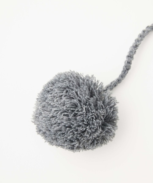 MILKFED.（ミルクフェド）の「HEART KNIT EARMUFFS（イヤーマフ・レディース・オフホワイト/アッシュ/ブラック・ONE SIZE）」の10枚目の写真