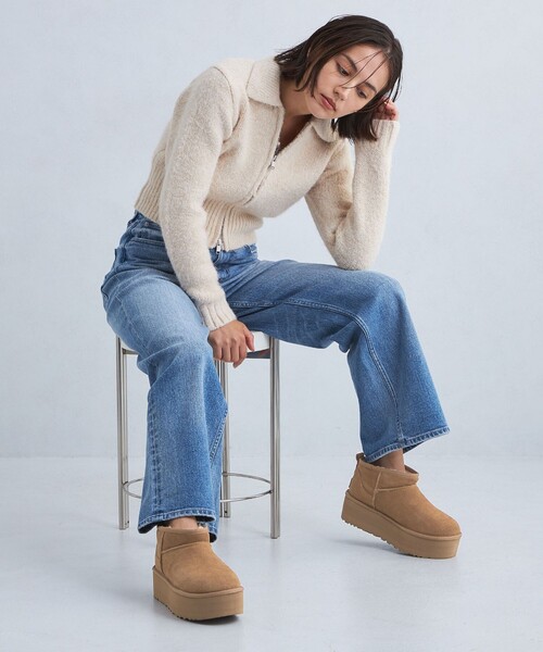 UGG(アグ)の「<UGG>クラシック ウルトラ ミニ プラットフォーム ブーツ(ブーツ・レディース・ブラック/ブラウン・5/8/7/6)」の4枚目の写真