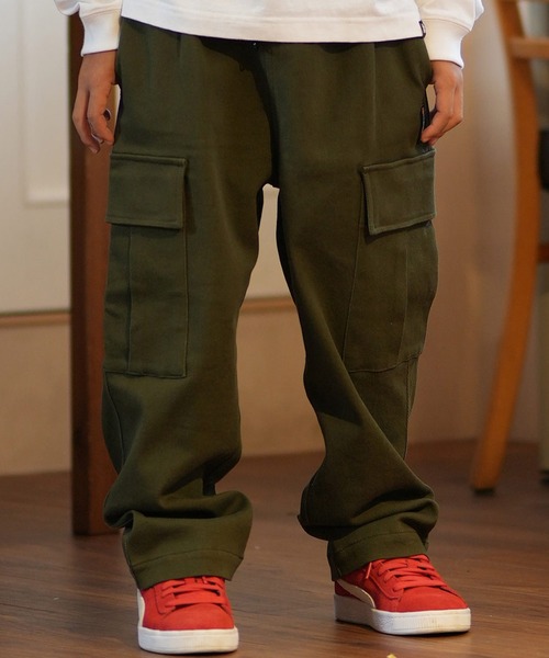 DC（ディーシー）の「DC/ディーシー 24 KD WIDE CARGO PANT24 キッズ ワイド カーゴ パンツ パンツ スケートボード 公園 親子コーデ　ストレッチ YPT244520（カーゴパンツ・キッズ・ライトインディゴブルー/インディゴブルー/カーキ・140cm/130cm/120cm/160cm/150cm）」の4枚目の写真