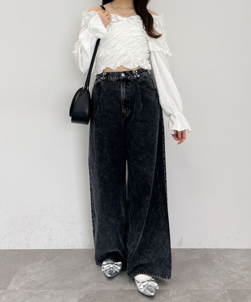 Heather（ヘザー）の「オフショルシャーリングブラウス　139040（シャツ/ブラウス・レディース・ベージュ/ホワイト/ブラック・FREE）」の7枚目の写真