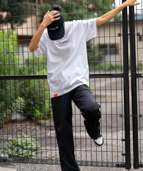 ROYAL FLASH(ロイヤルフラッシュ)の「NO NAME_ME/ノーネームミー/THE WORLD IS YOURS TEE(Tシャツ/カットソー・メンズ・ホワイト/ブラック・M/L/XL)」の9枚目の写真