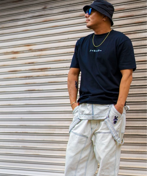 ROYAL FLASH(ロイヤルフラッシュ)の「NO NAME_ME/ノーネームミー/THE WORLD IS YOURS TEE(Tシャツ/カットソー・メンズ・ホワイト/ブラック・M/L/XL)」の4枚目の写真