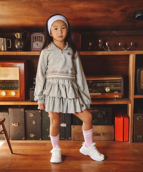 10C REPIPI（ジューシーレピピ）の「【10C REPIPI】ハーフZIPラインリブトップス（スウェット・キッズ・ブラック/グレー/アイボリー・120cm/110cm/130cm）」の4枚目の写真