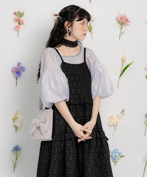 miolite(ミオライト)の「花柄 フリル ティアード キャミ ワンピース miolite(ワンピース・レディース・ブラック・M)」の11枚目の写真