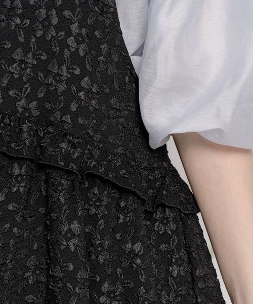 miolite(ミオライト)の「花柄 フリル ティアード キャミ ワンピース miolite(ワンピース・レディース・ブラック・M)」の6枚目の写真