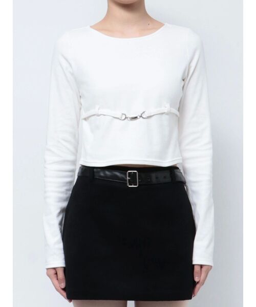 EMODA(エモダ)の「UNDER CHARM FIT L/T(Tシャツ/カットソー・レディース・ブルー/ブラック/ホワイト・FREE)」の5枚目の写真