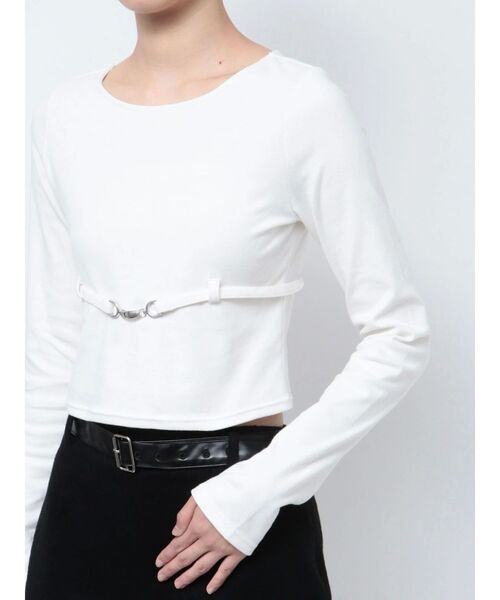EMODA(エモダ)の「UNDER CHARM FIT L/T(Tシャツ/カットソー・レディース・ブルー/ブラック/ホワイト・FREE)」の9枚目の写真