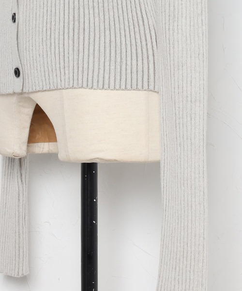 Bonjour Sagan（ボンジュールサガン）の「フィンガーホールクルーネックリブカーディガン（カーディガン/ボレロ・レディース・ブラック/モカ/キナリ/グレー・FREE）」の5枚目の写真