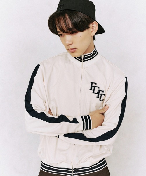 FCMM(エフシーエムエム)の「【UNISEX】LINED TRACK JACKET/ライントラックジャケット(ジャージ・メンズ・ネイビー/ホワイト/ブルー・LARGE/MEDIUM)」の3枚目の写真