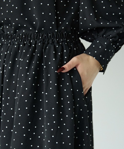 PREFERIR（プレフェリール）の「ドットプリント ティアード スカート（スカート・レディース・ベージュ/ブラック・SMALL/MEDIUM/LARGE）」の7枚目の写真