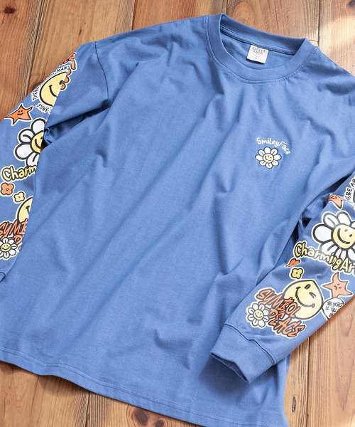 SMILEY FACE(スマイリーフェイス)の「【SMILEY FACE/スマイリーフェイス】袖プリントオーバーサイズロンT(Tシャツ/カットソー・メンズ・ブラック/クリアブルー/ホワイト/グリーン・LARGE/MEDIUM/X-LARGE)」の4枚目の写真