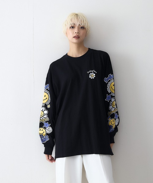 SMILEY FACE(スマイリーフェイス)の「【SMILEY FACE/スマイリーフェイス】袖プリントオーバーサイズロンT(Tシャツ/カットソー・メンズ・ブラック/クリアブルー/ホワイト/グリーン・LARGE/MEDIUM/X-LARGE)」の13枚目の写真