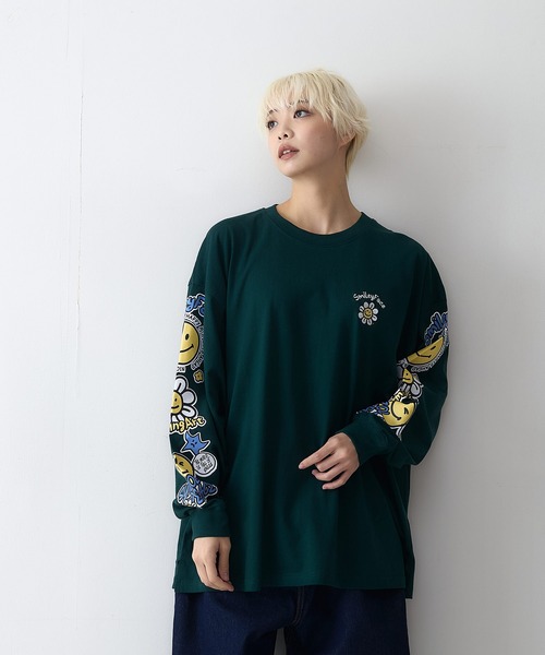 SMILEY FACE（スマイリーフェイス）の「【SMILEY FACE/スマイリーフェイス】袖プリントオーバーサイズロンT（Tシャツ/カットソー・メンズ・ブラック/クリアブルー/ホワイト/グリーン・LARGE/MEDIUM/X-LARGE）」の16枚目の写真