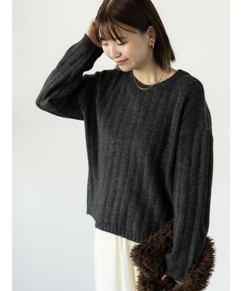 Lugnoncure（ルノンキュール）の「ふわふわワイドリブニット（ニット/セーター・レディース・ベージュ/グレー/チャコールグレー/レッド・F）」の2枚目の写真