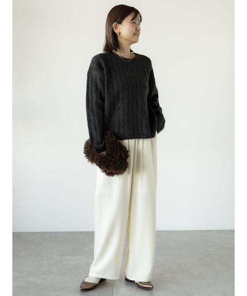 Lugnoncure（ルノンキュール）の「ふわふわワイドリブニット（ニット/セーター・レディース・ベージュ/グレー/チャコールグレー/レッド・F）」の7枚目の写真