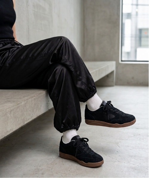 セール】SLANT SHOT 98/23 VELVET（スニーカー）｜FILA（フィラ）の