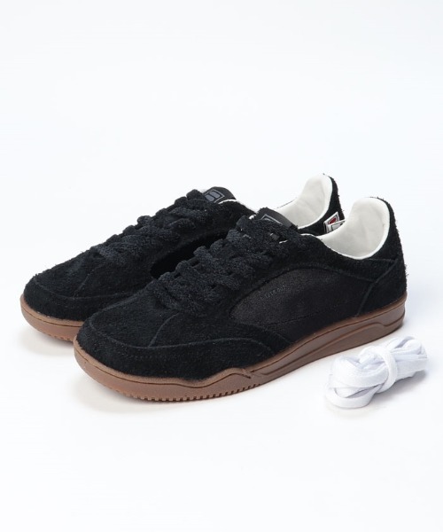 FILA(フィラ)の「SLANT SHOT 98/23 VELVET(スニーカー・レディース・ブラック・24.5cm/24.0cm/23.5cm/23.0cm/28.0cm/27.5cm/27.0cm/26.5cm/26.0cm/25.5cm/25.0cm)」の7枚目の写真