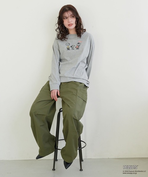 PEANUTS(ピーナッツ)の「【PEANUTS/ピーナッツ】スヌーピー/SNOOPY フロント刺繍デザインロンT(Tシャツ/カットソー・レディース・ベージュ/ネイビー/グリーン/チャコールグレー/グレー/ピンク/杢グレー/オフホワイト・M/L/LL/3L)」の21枚目の写真