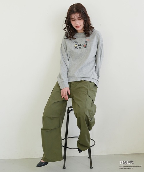 PEANUTS(ピーナッツ)の「【PEANUTS/ピーナッツ】スヌーピー/SNOOPY フロント刺繍デザインロンT(Tシャツ/カットソー・レディース・ベージュ/ネイビー/グリーン/チャコールグレー/グレー/ピンク/杢グレー/オフホワイト・M/L/LL/3L)」の20枚目の写真