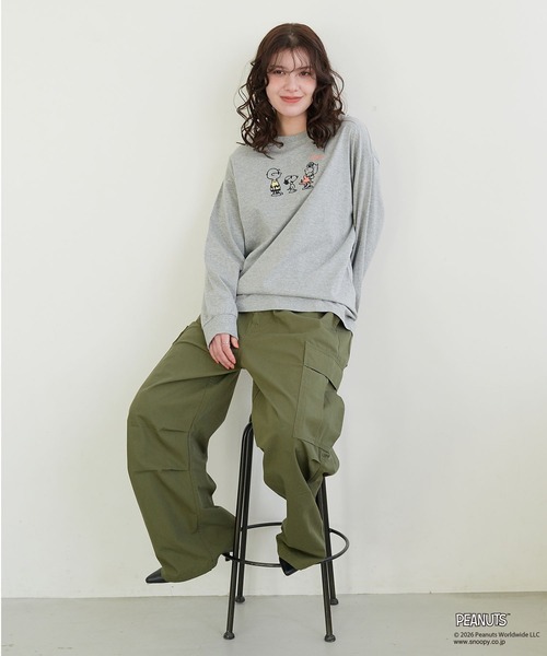 PEANUTS(ピーナッツ)の「【PEANUTS/ピーナッツ】スヌーピー/SNOOPY フロント刺繍デザインロンT(Tシャツ/カットソー・レディース・ベージュ/ネイビー/グリーン/チャコールグレー/グレー/ピンク/杢グレー/オフホワイト・M/L/LL/3L)」の18枚目の写真