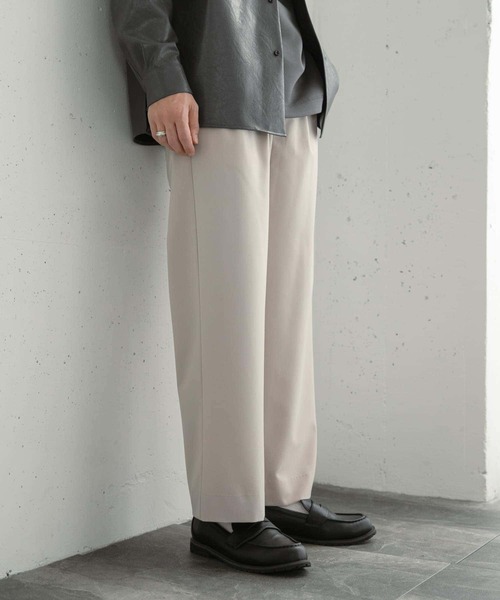 SENSE OF PLACE by URBAN RESEARCH(センスオブプレイスバイアーバンリサーチ)の「『イージーケア』ダブルタックワイドパンツ(その他パンツ・メンズ・チャコールグレー/ブラック/ライトベージュ/カーキ・SMALL/MEDIUM/LARGE)」の16枚目の写真