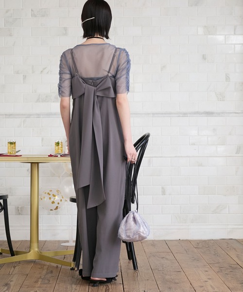 forksy.（フォルクシー）の「【forksy.】【オケージョン対応】シアー 袖ギャザーブラウス & バックリボン サロペットパンツセット（パンツドレス・レディース・ブルー/ブラック/ベージュ・FREE）」の3枚目の写真