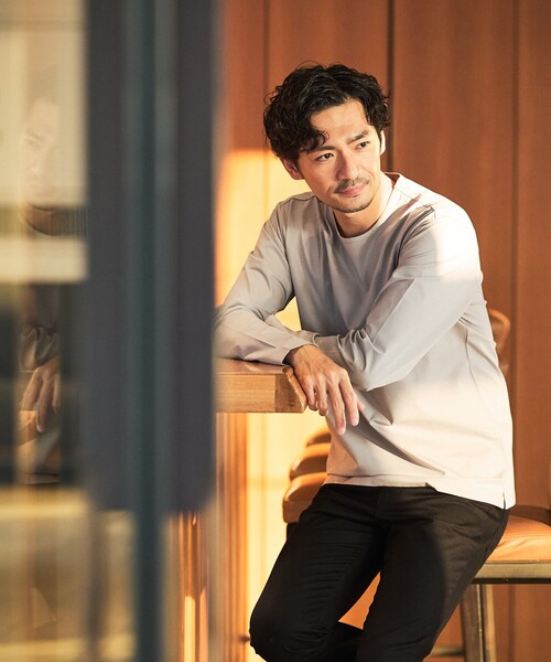 ABAHOUSE GRAY（アバハウスグレイ）の「【オールシーズン】シルケット天竺 長袖Tシャツ（Tシャツ/カットソー・メンズ・ブラック/グレイッシュベージュ/ホワイト/ネイビー・44/50/48/46）」の3枚目の写真