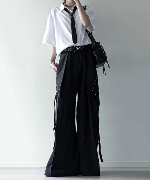 LILL（リル）の「ハイウエストドレープワイド袴アイレットスラントポケットカーゴパンツ（カーゴパンツ・メンズ・ブラック/チャコール/ストライプ・S/M/L/XL）」の22枚目の写真