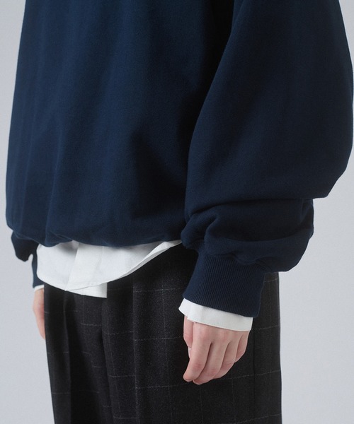 ONCILY(オンシェリー)の「ONE-POINT LOGO VOLUME SWEAT / ワンポイントロゴボリュームスウェット(スウェット・メンズ・ネイビー/ブラック/グレー・SMALL/MEDIUM/LARGE)」の15枚目の写真